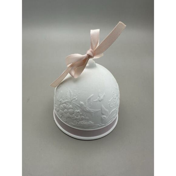 New in Box! Vintage 1991 LLADRO PORCELAIN #7613 SPRING BELL Collectors Society - Picture 6 of 6